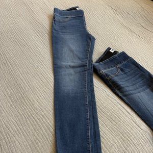 Women's OLD NAVY ROCKSTAR Jeggings - 2 for $25
